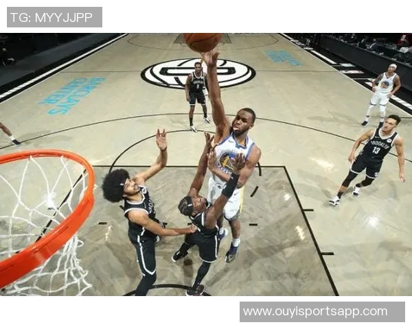 怀斯曼表现稳定贡献5分4板2助1帽失误次数略显偏多需加强控制